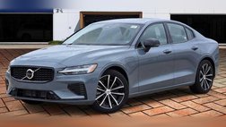 2023 Volvo S60 Recharge T8 Plus Dark Theme