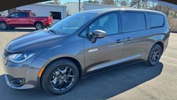 2020 Chrysler Pacifica Touring