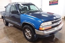 2000 Chevrolet S-10 LS