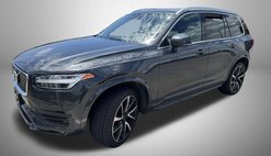 2021 Volvo XC90 T6 Momentum 7-Passenger