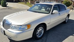 2001 Lincoln Town Car Signature