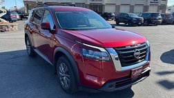 2023 Nissan Pathfinder SV