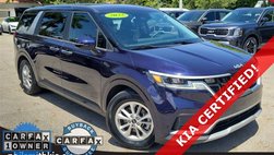 2022 Kia Carnival LX