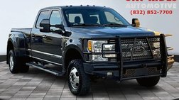 2017 Ford Super Duty F-350 Lariat