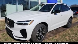 2025 Volvo XC60 T8 Core Dark Theme