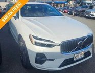 2022 Volvo XC60 B5 Momentum