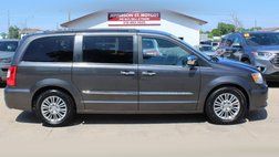 2016 Chrysler Town and Country Touring-L