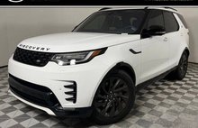 2022 Land Rover Discovery P300 S R-Dynamic