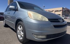 2005 Toyota Sienna XLE