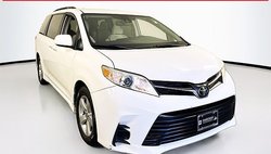2019 Toyota Sienna LE