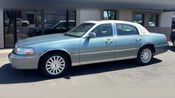 2004 Lincoln Town Car Signature