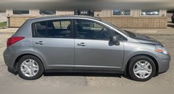 2011 Nissan Versa 1.8 S