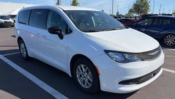 2024 Chrysler Voyager LX