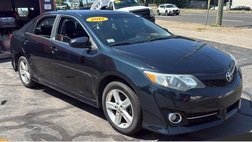 2012 Toyota Camry SE Sedan 4D