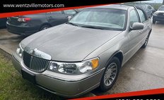 2000 Lincoln Town Car Signature