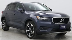 2021 Volvo XC40 T5 Momentum