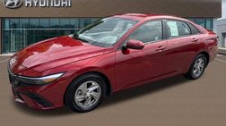 2025 Hyundai Elantra SE