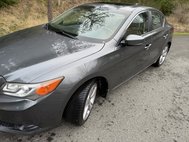2013 Acura ILX 2.0L w/Tech