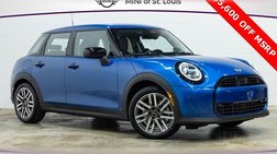 2025 MINI Hardtop Cooper S Signature Trim