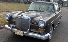 1966 Mercedes-Benz 230