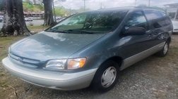2000 Toyota Sienna LE