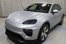 2024 Porsche Macan 4 Electric