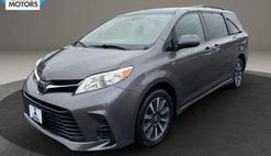 2020 Toyota Sienna LE 7-Passenger