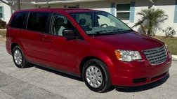 2009 Chrysler Town and Country LX
