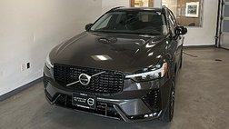 2025 Volvo XC60 B5 Plus Dark Theme