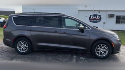 2022 Chrysler Pacifica Touring