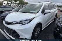 2023 Toyota Sienna XLE