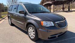 2016 Chrysler Town and Country Touring
