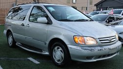 2003 Toyota Sienna LE