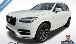 2018 Volvo XC90 T6 Momentum