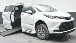 2025 Toyota Sienna XLE 7-Passenger