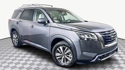 2022 Nissan Pathfinder SL