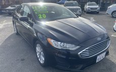 2020 Ford Fusion SE