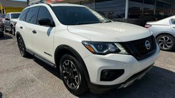 2020 Nissan Pathfinder SL