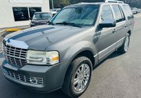 2011 Lincoln Navigator Base