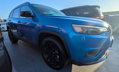 2023 Jeep Cherokee Altitude Lux