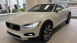 2022 Volvo V90 Cross Country B6