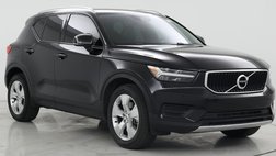 2020 Volvo XC40 T5 Momentum