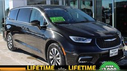 2022 Chrysler Pacifica Hybrid Touring L