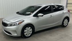 2017 Kia Forte5 LX