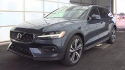 2023 Volvo V60 Cross Country B5 Plus