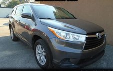 2016 Toyota Highlander LE