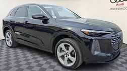 2025 Audi Q5 quattro Premium Plus TFSI