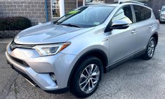 2017 Toyota RAV4 Hybrid LE Plus