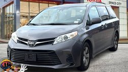 2018 Toyota Sienna LE