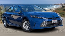 2025 Toyota Camry Hybrid LE